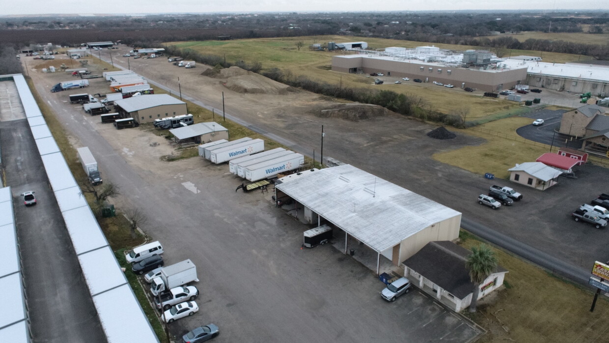 China Grove, Texas 78263, ,Multi-use,Commercial Improved,3453523